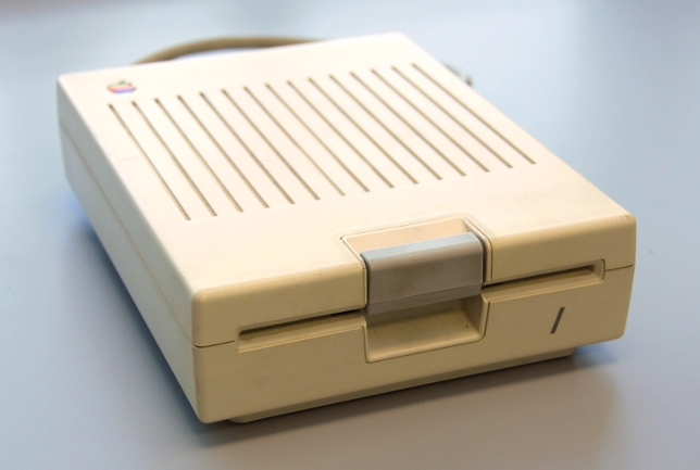Photo of the Apple Disk IIc